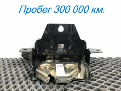 KAMAZ Замок инструментального ящика Камаз К5 54901 б/у KAMAZ Замок инструментального ящика Камаз К5 54901 б/у (фото)