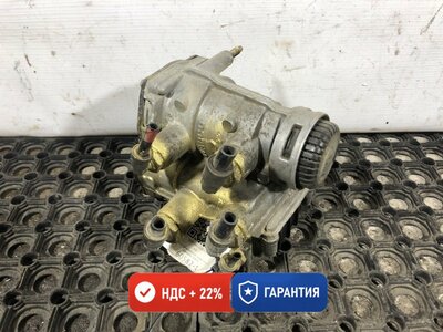 KAMAZ Кран управления тормозами прицепа Камаз 5490 б/у KAMAZ Кран управления тормозами прицепа Камаз 5490 б/у (фото)