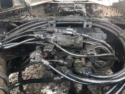 VOLVO Модулятор EBS задний Volvo FH13 б/у VOLVO Модулятор EBS задний Volvo FH13 б/у (фото)
