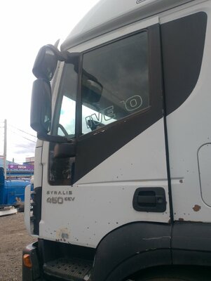 Iveco Дверь в сборе левая Iveco Stralis б/у Iveco Дверь в сборе левая Iveco Stralis б/у (фото)