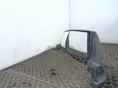 Sitrak Зеркало заднего вида боковое левое SITRAK C7H б/у Sitrak Зеркало заднего вида боковое левое SITRAK C7H б/у (фото)