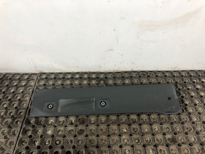 MAN    ()