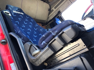 Iveco Сиденье пассажирское механическое Iveco Сиденье пассажирское механическое (фото)